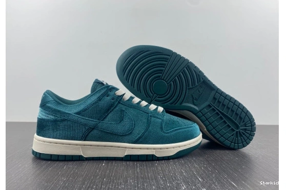 Dunk Velvet Low Nike Green DZ5224-300 0318